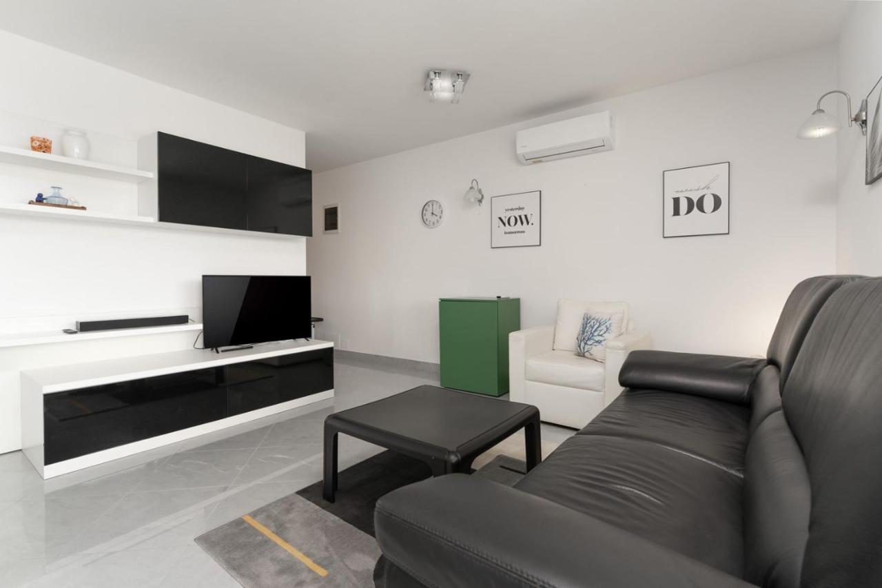 Apartment Sky By Seeadria Agency Novigrad  Luaran gambar